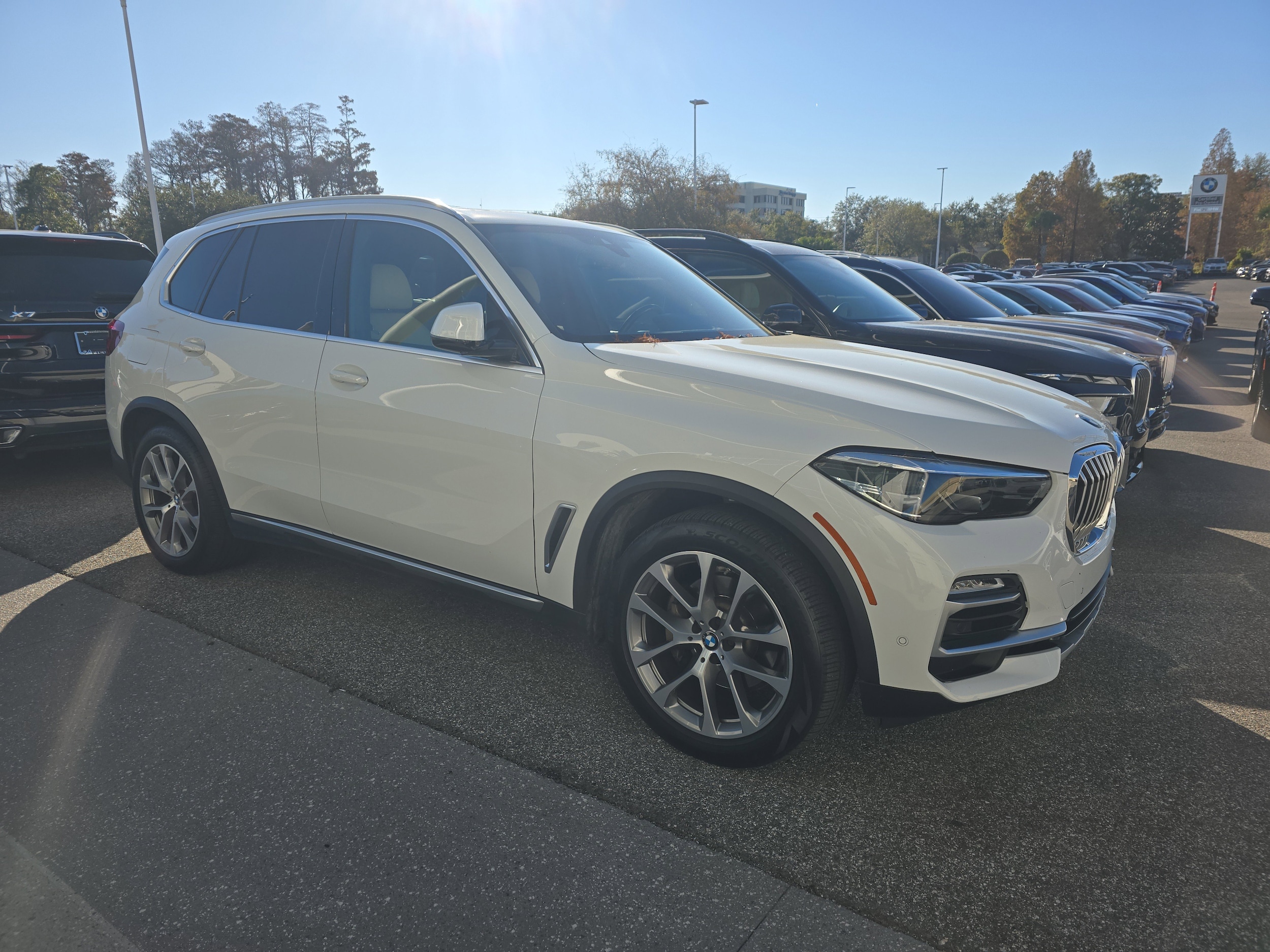 2021 BMW X5 40i's photo