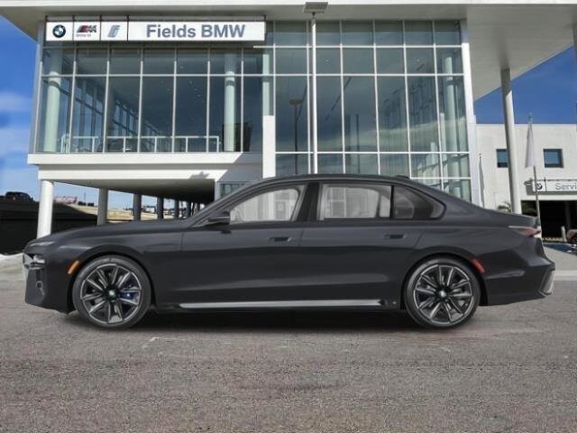 2026 Bmw 750e photo 3