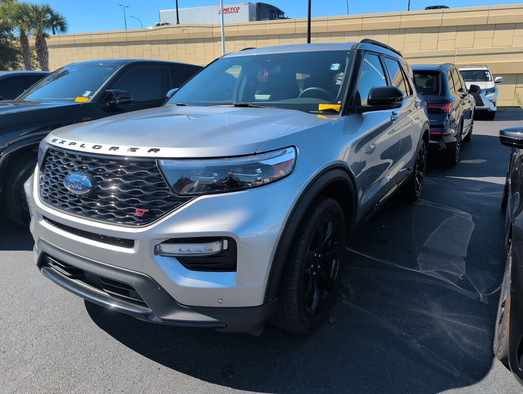 Used 2024 Ford Explorer ST ST 4WD