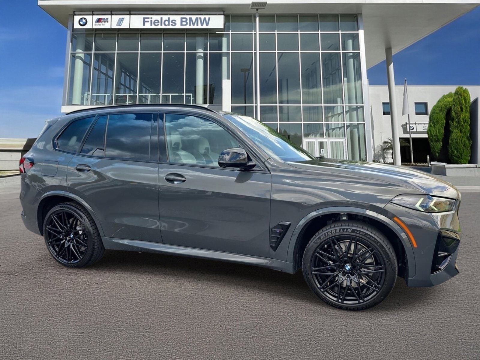 2026 BMW X5 M Competition's photo