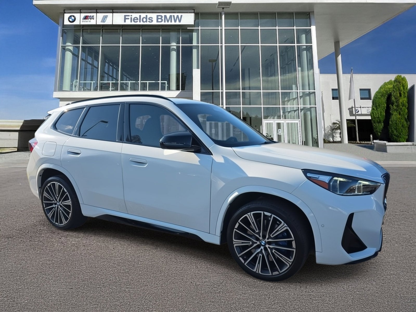 2024 BMW X1 M35i's photo