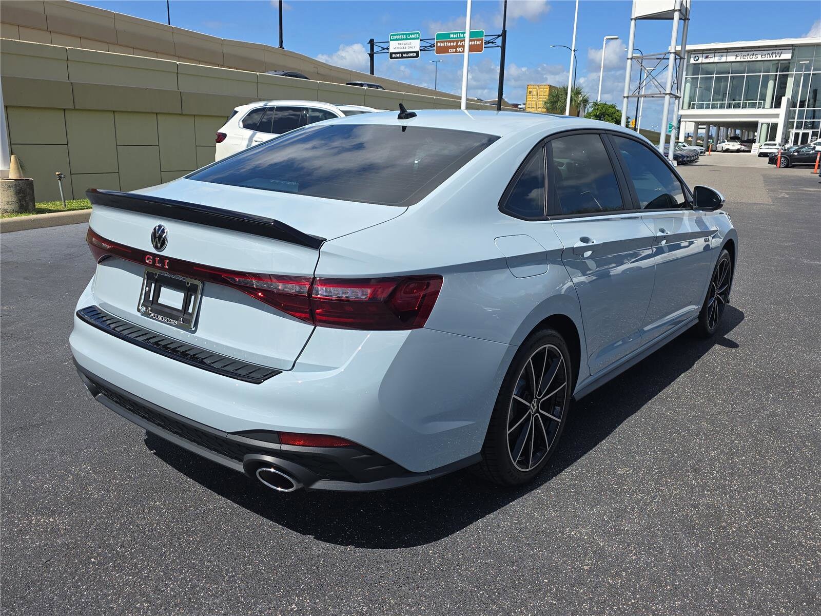 2025 Volkswagen Jetta GLI Autobahn photo 3