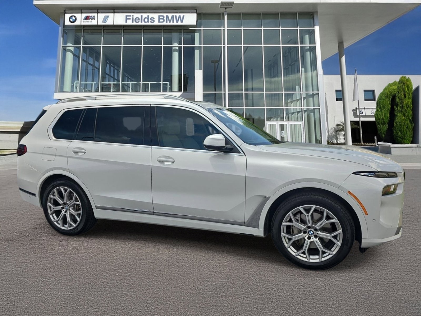 2024 BMW X7 xDrive40i's photo