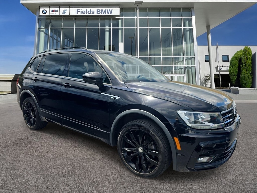 Used 2020 Volkswagen Tiguan SE R-Line Black 2.0T SE R-Line Black 4MOTION