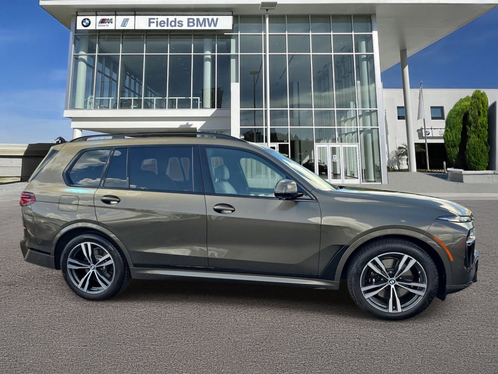 2026 BMW X7 xDrive40i's photo