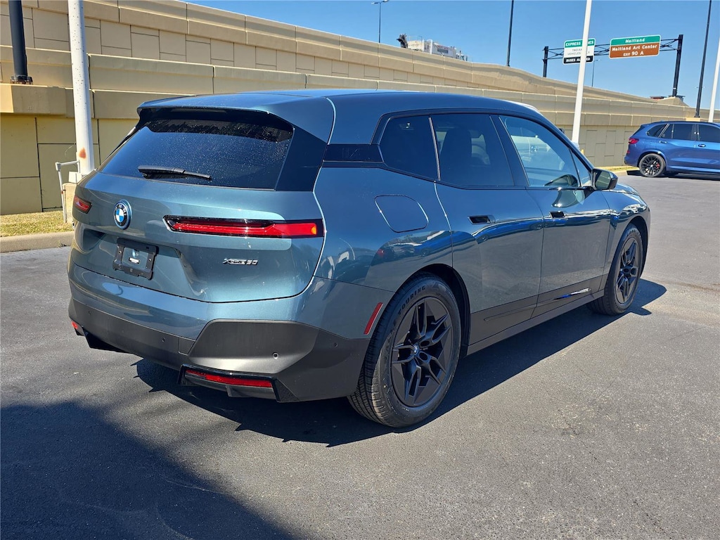 Used 2023 BMW iX xDrive50 xDrive50 Sports Activity Vehicle