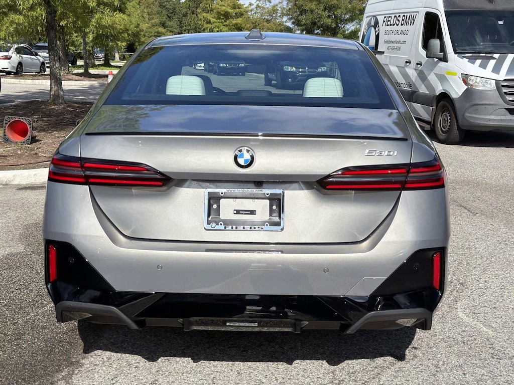 New 2027 BMW 530i Sedan