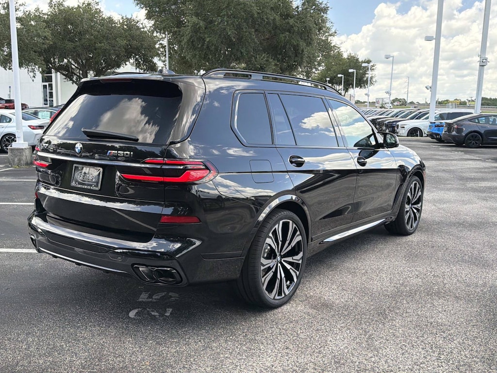New 2027 BMW X7 M60i SUV