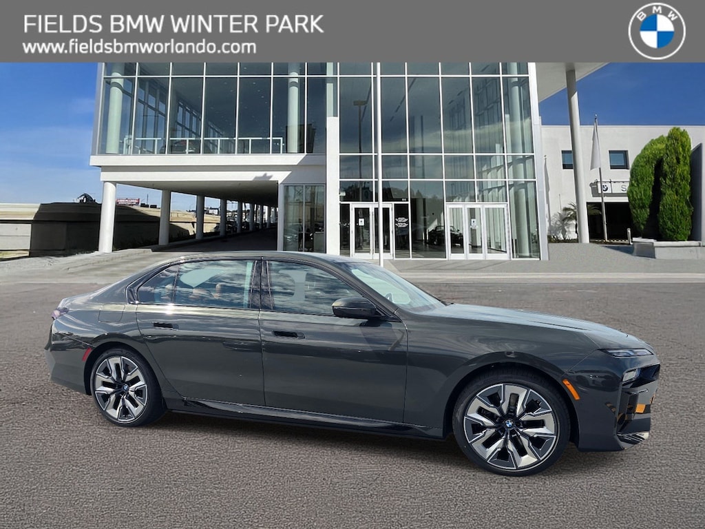 New 2026 BMW 750e xDrive Sedan