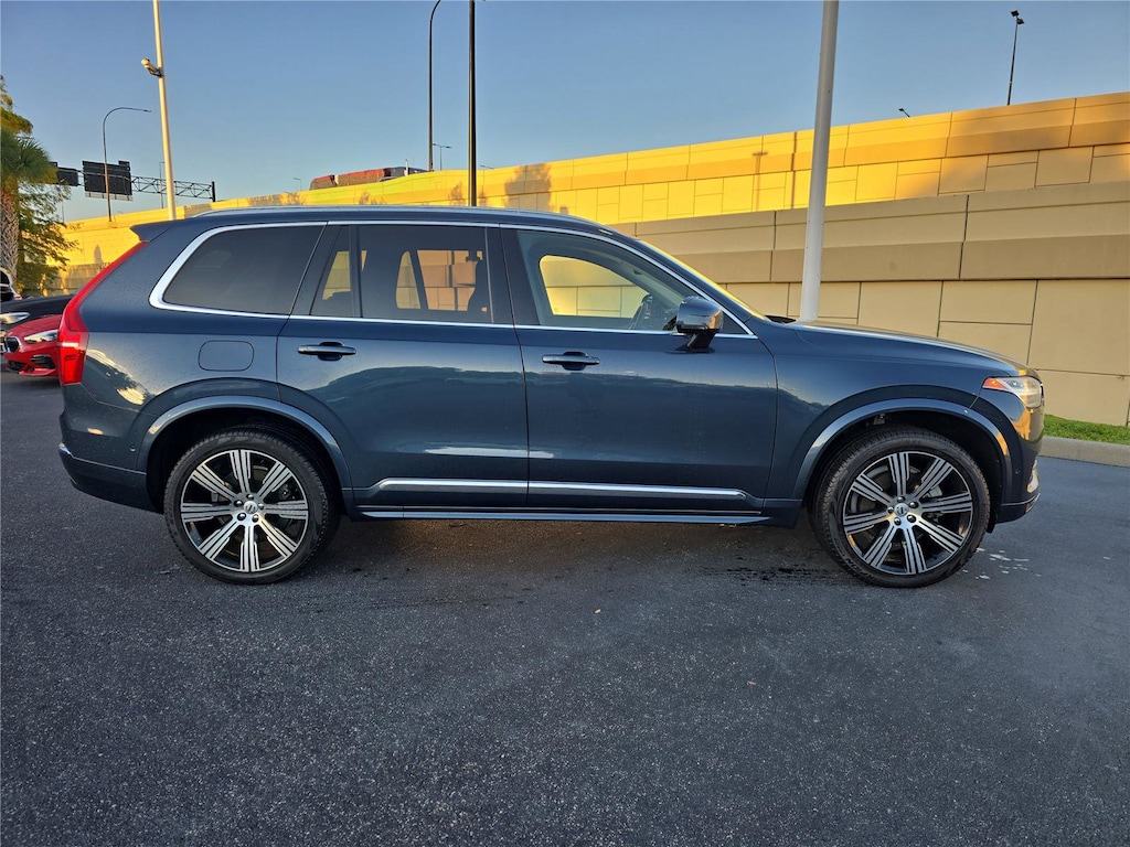 Used 2024 Volvo XC90 Plus Bright Theme B6 AWD Plus Bright Theme 7P