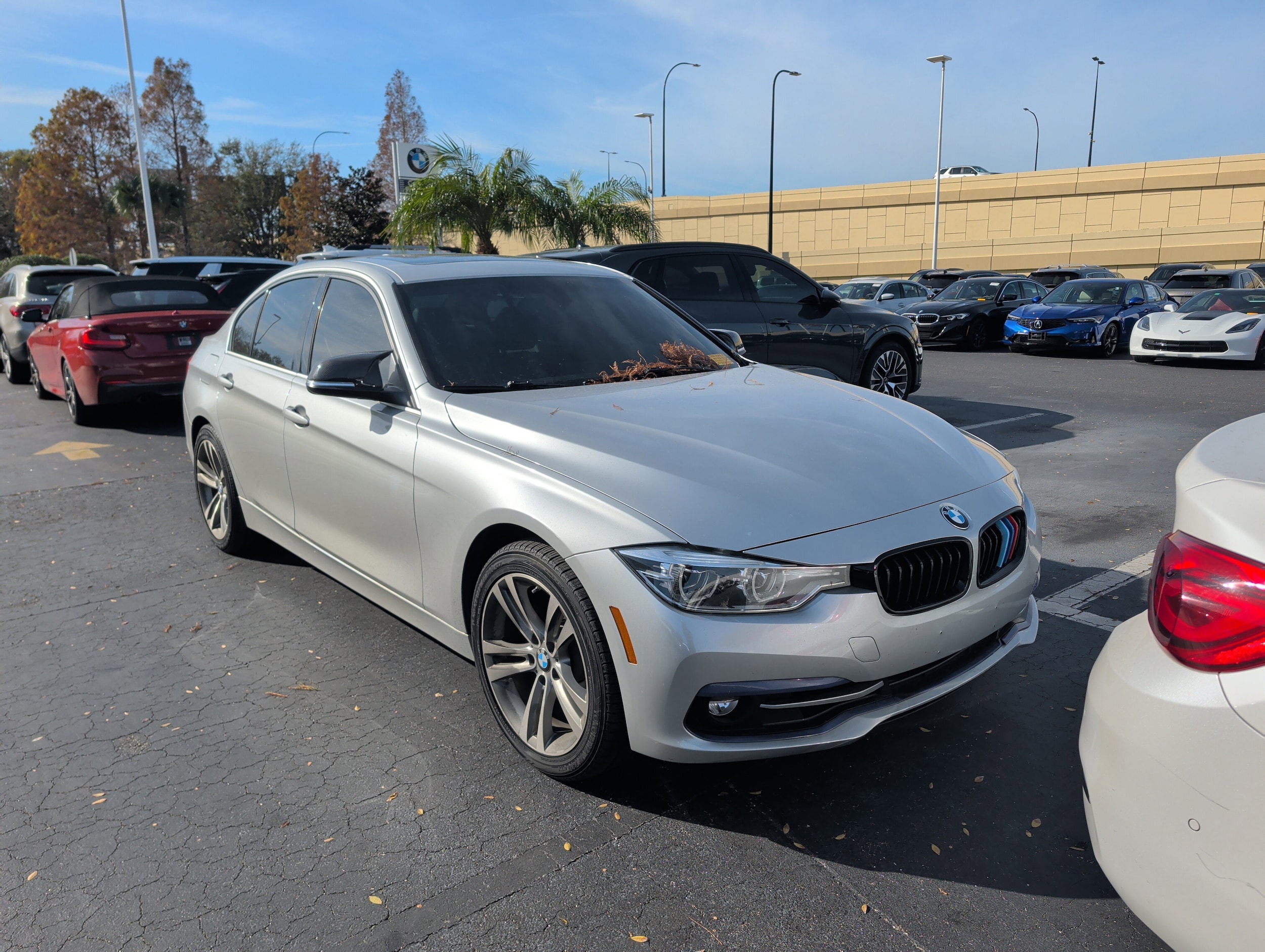 2018 BMW 3 Series 330i's photo