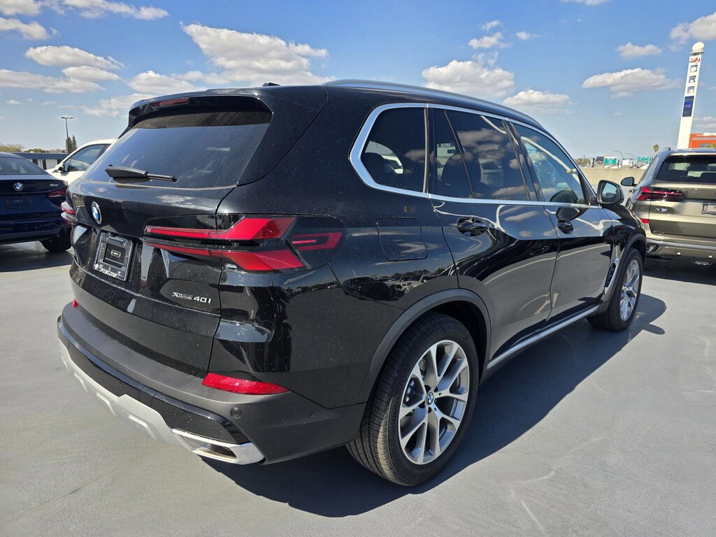 New 2026 BMW X5 xDrive40i SUV