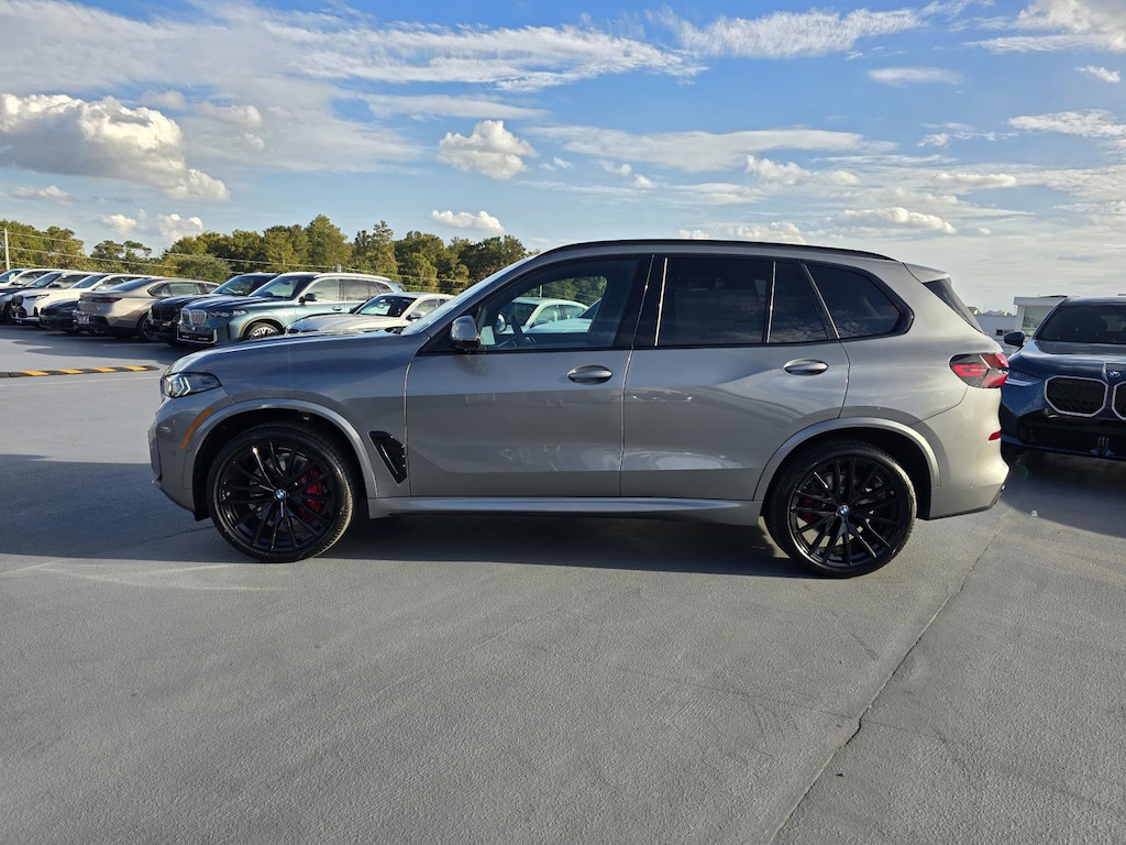 New 2026 BMW X5 sDrive40i SUV