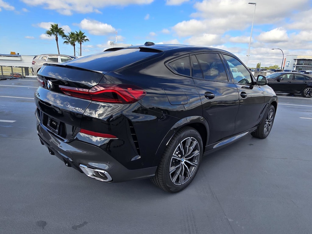 New 2026 BMW X6 xDrive40i SUV