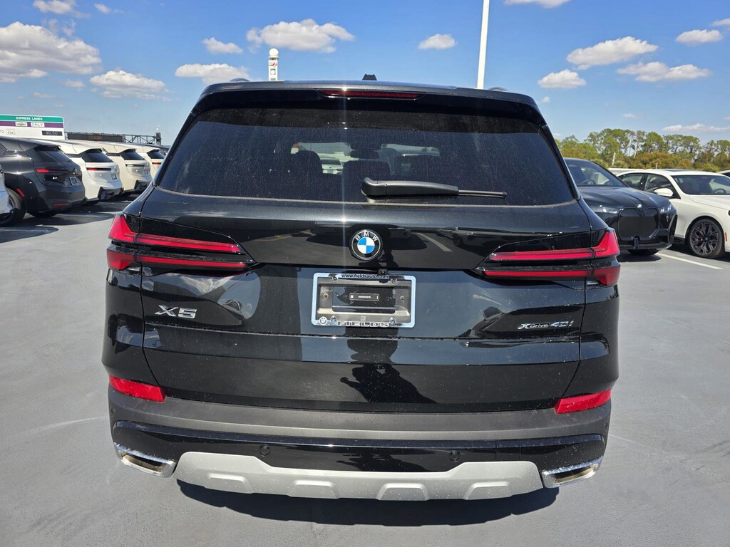 New 2026 BMW X5 xDrive40i SUV