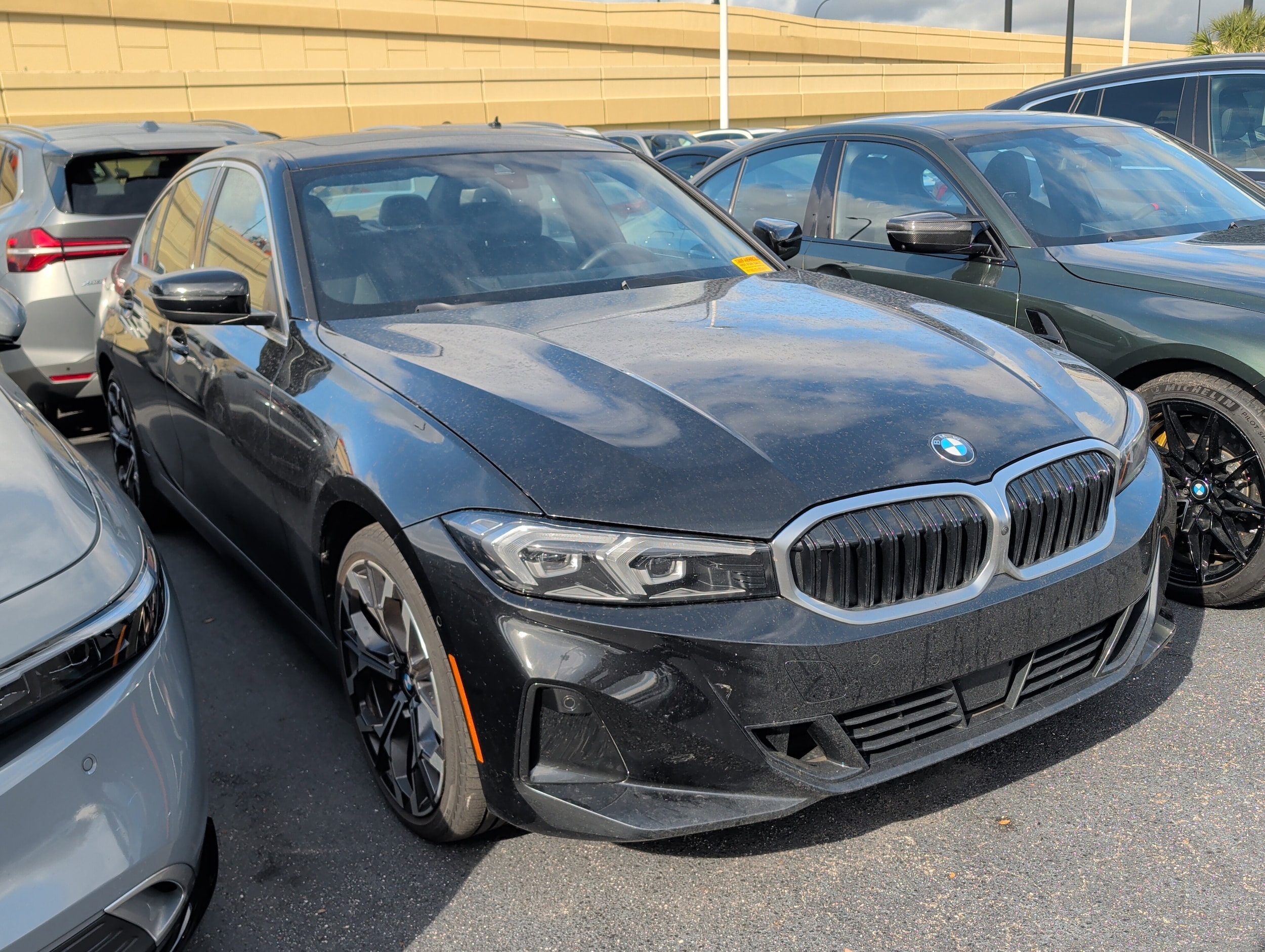 2025 BMW 3 Series 330i's photo