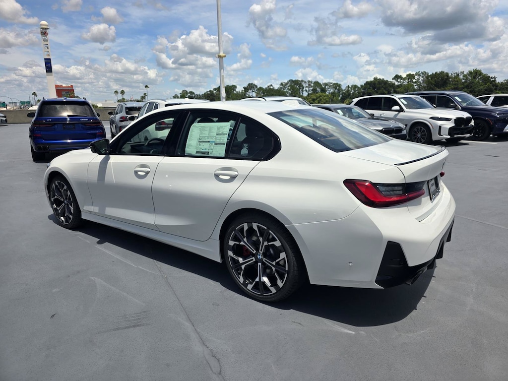 New 2026 BMW 330i Sedan