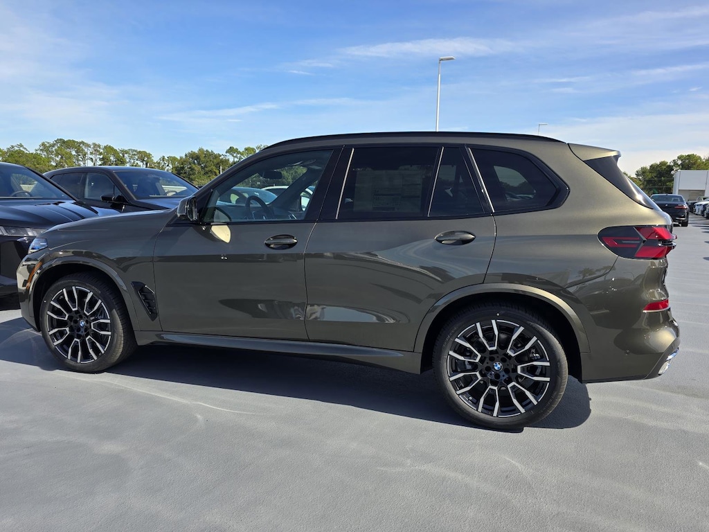 New 2026 BMW X5 sDrive40i SUV