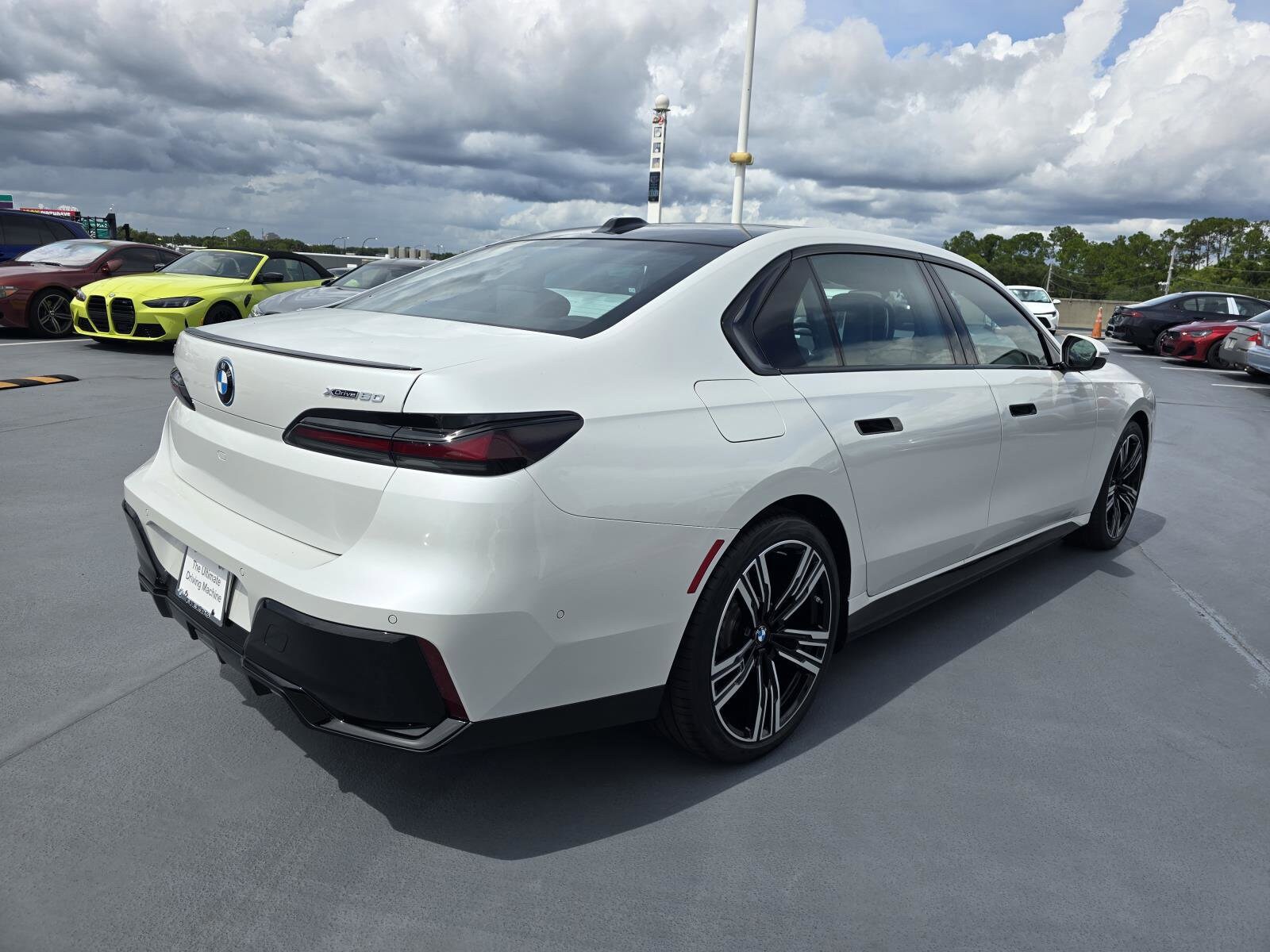 2025 Bmw i7 xDrive60 photo 2
