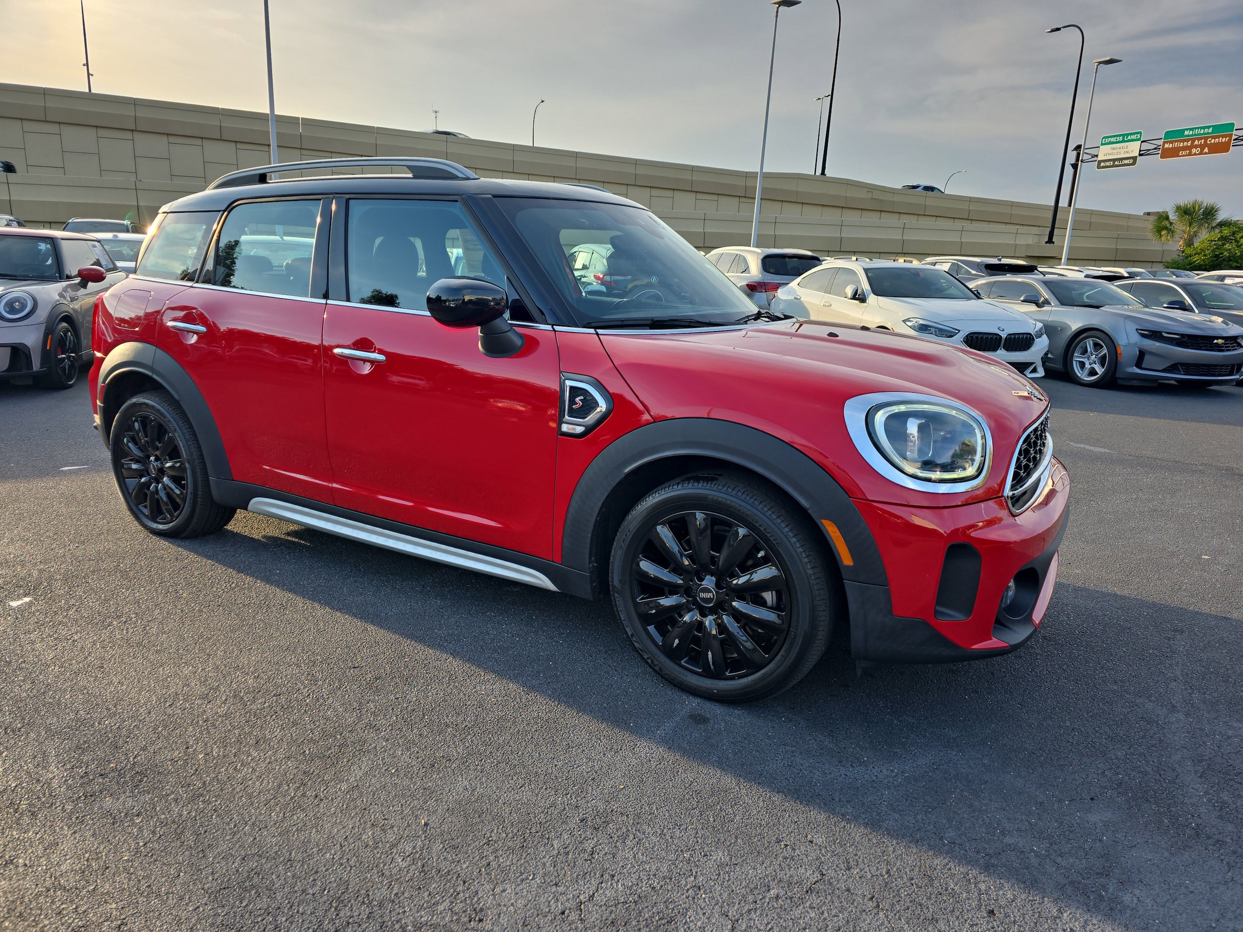 2023 MINI Countryman S's photo