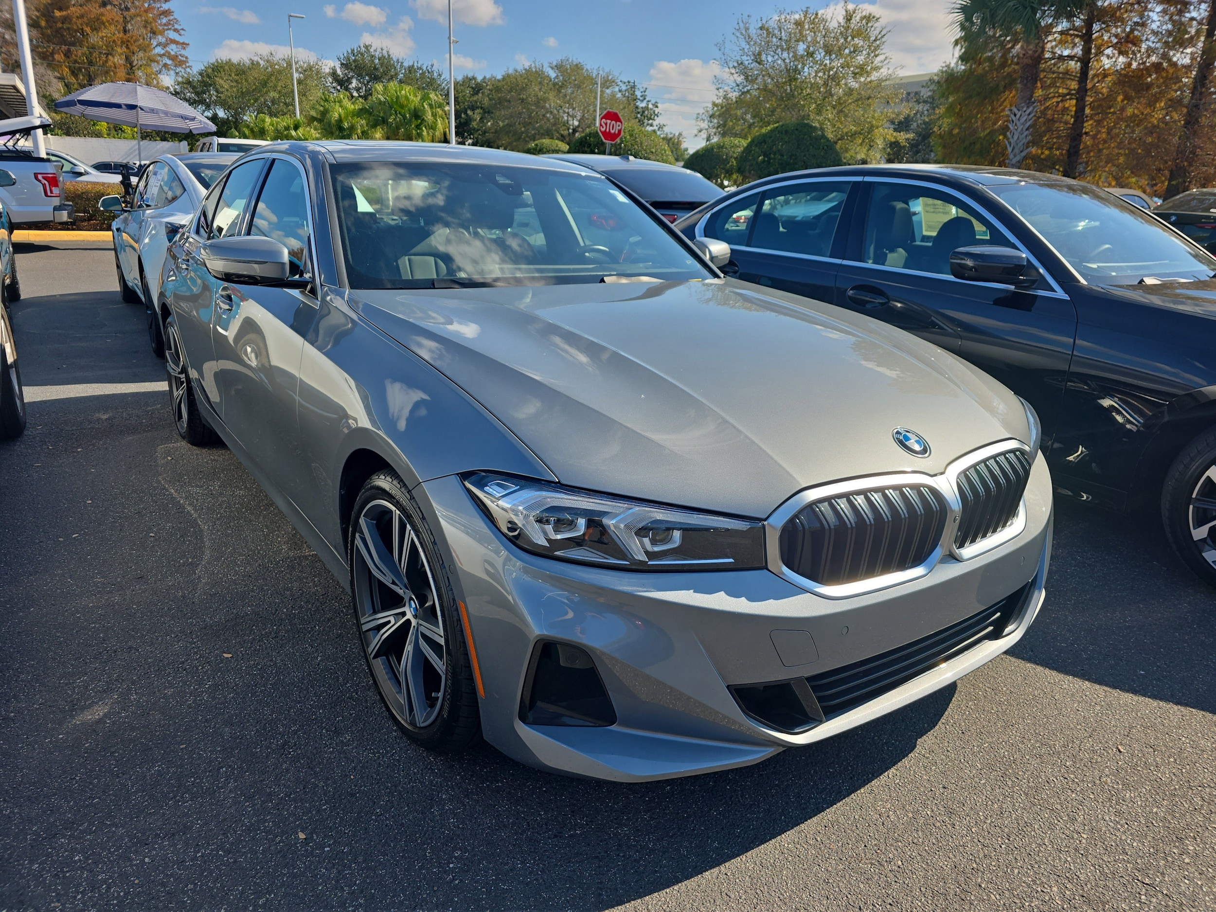 2024 BMW 3 Series 330i's photo