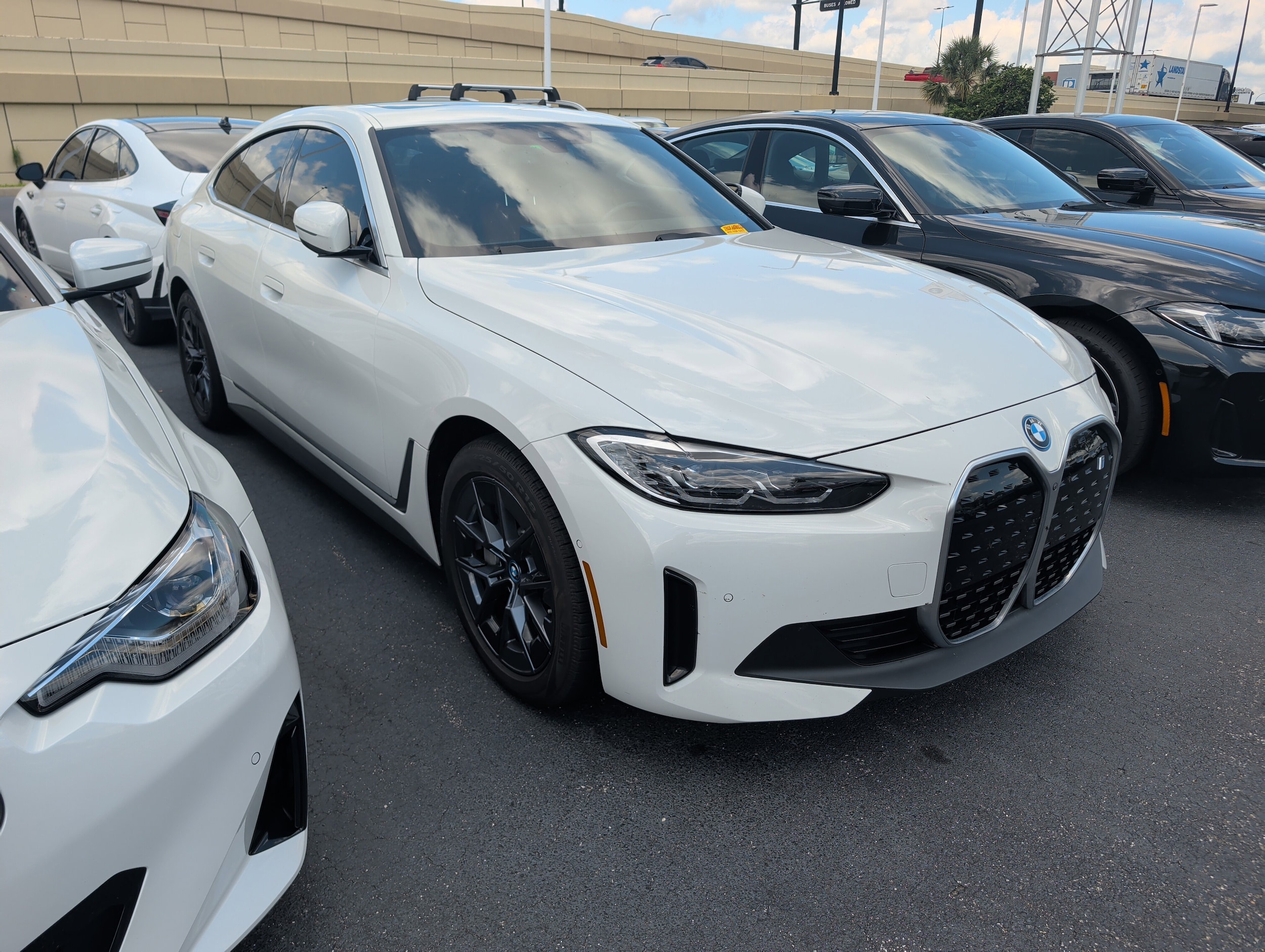 2023 BMW i4 eDrive35's photo
