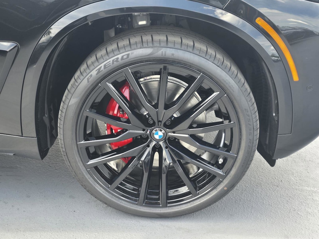 New 2026 BMW X5 sDrive40i SUV