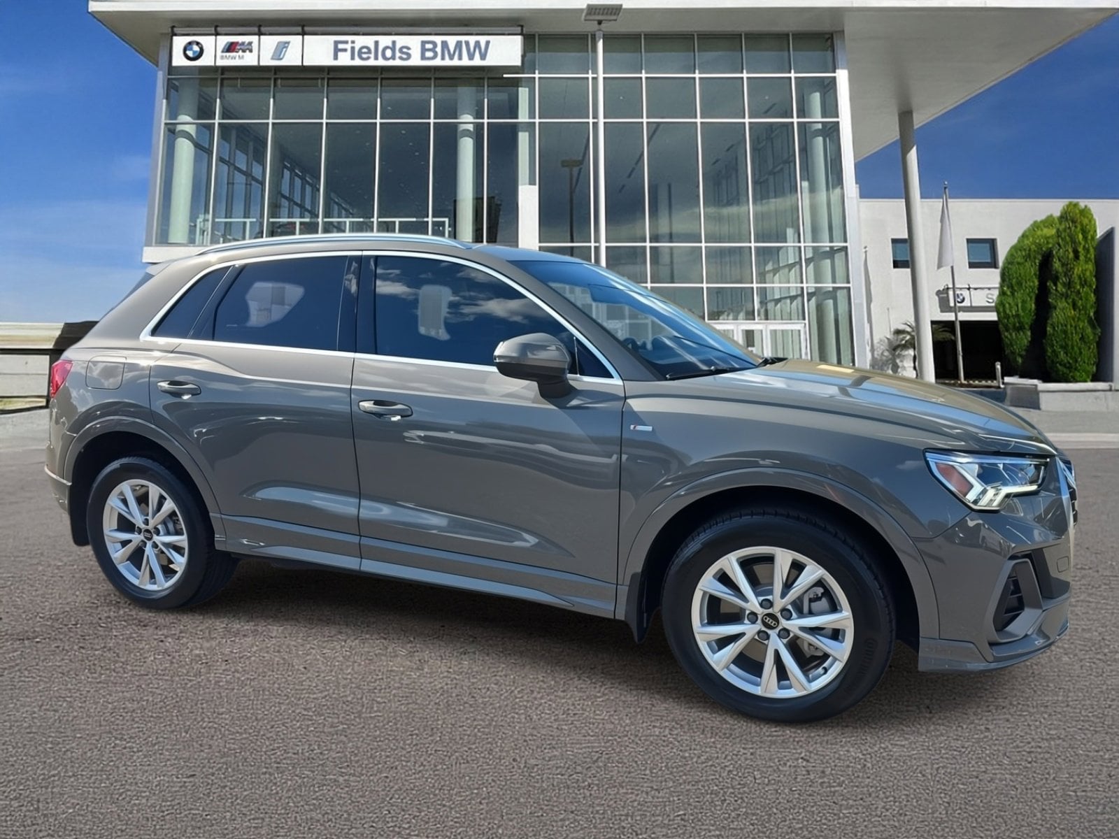 2024 Audi Q3 S Line Premium Plus's photo