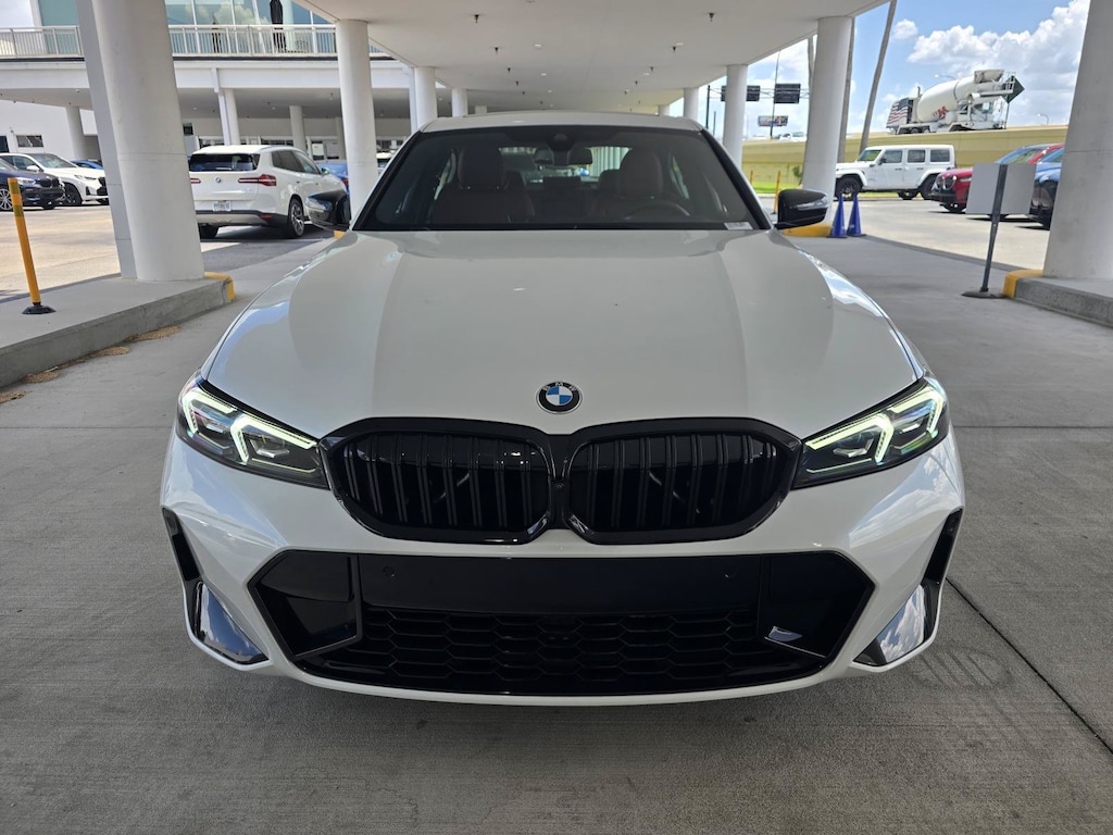 New 2026 BMW 330i Sedan