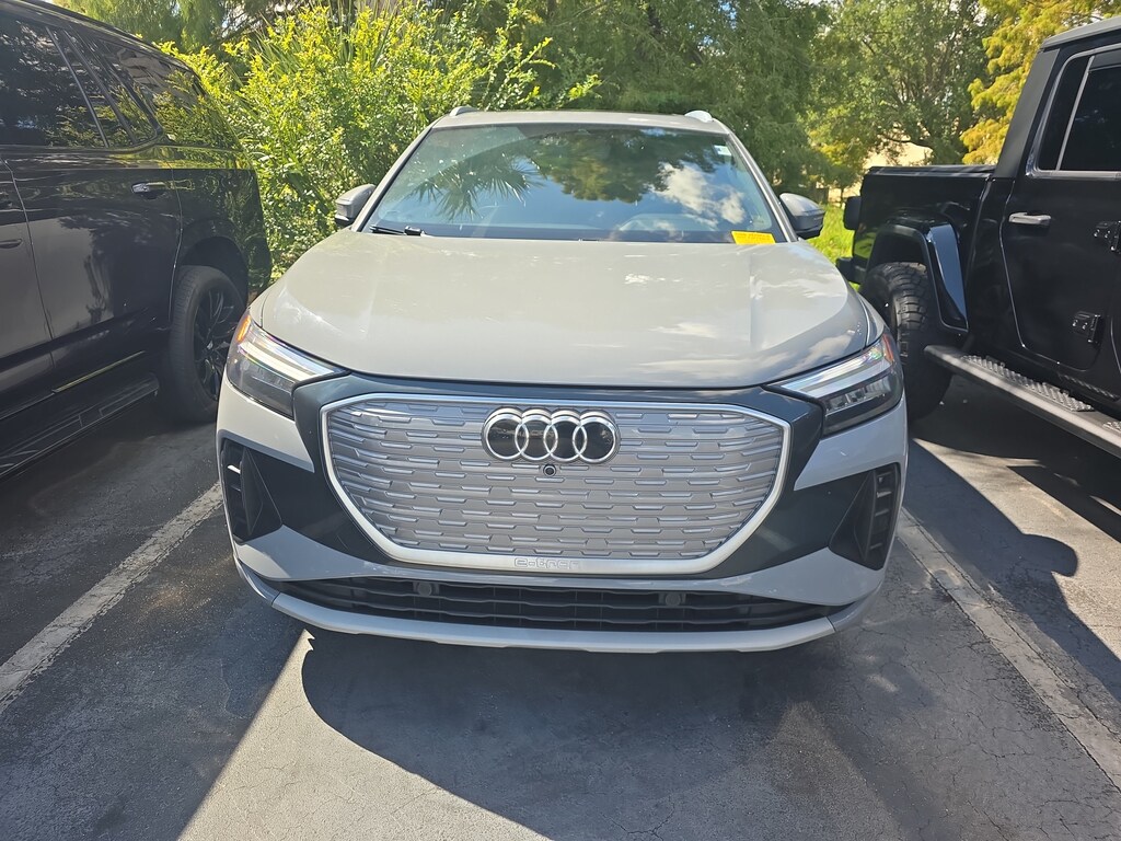 Used 2024 Audi Q4 e-tron Premium Plus Premium Plus 40 RWD