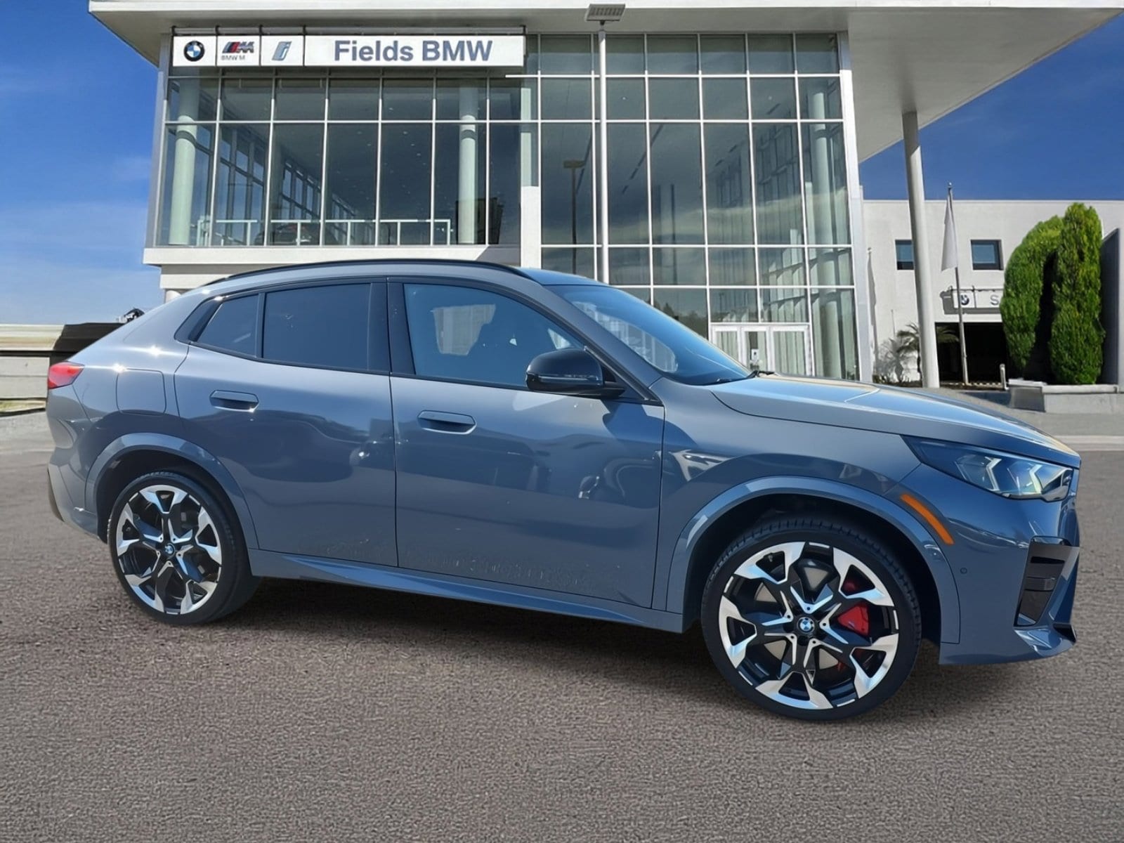 2025 BMW X2 28i's photo