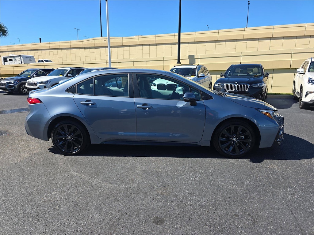 Used 2024 Toyota Corolla SE SE CVT