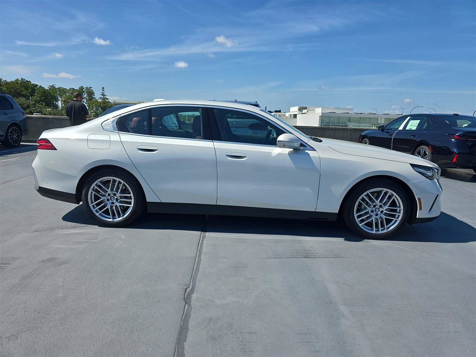 2025 Bmw 530i photo 2