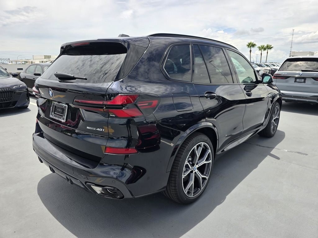 New 2026 BMW X5 sDrive40i SUV