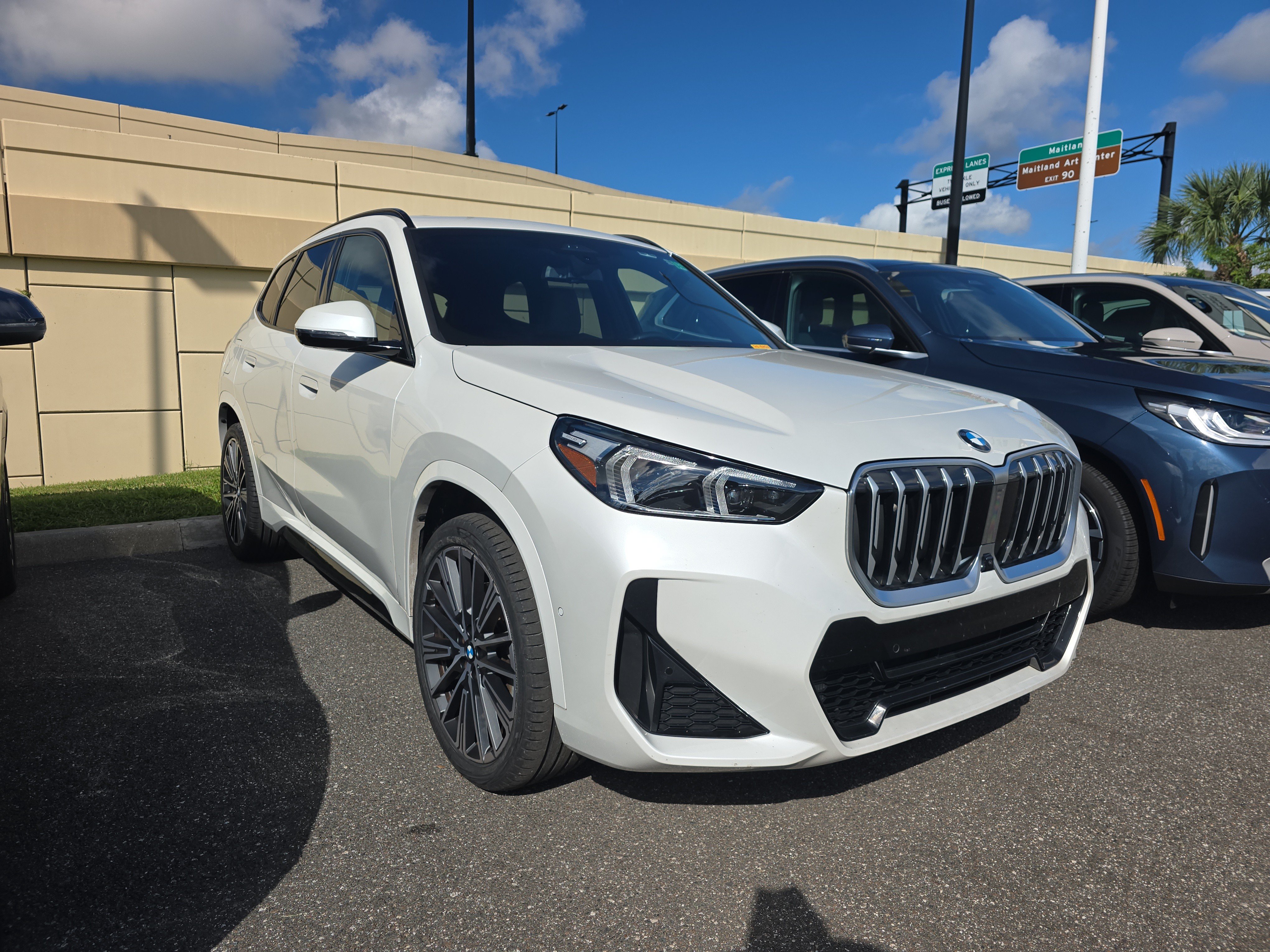 2023 BMW X1