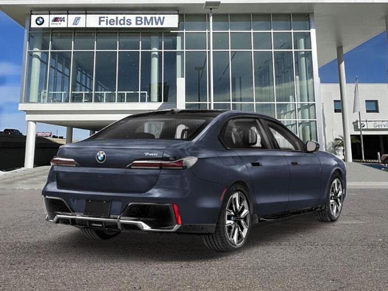 2025 Bmw 740i Sedan photo 2