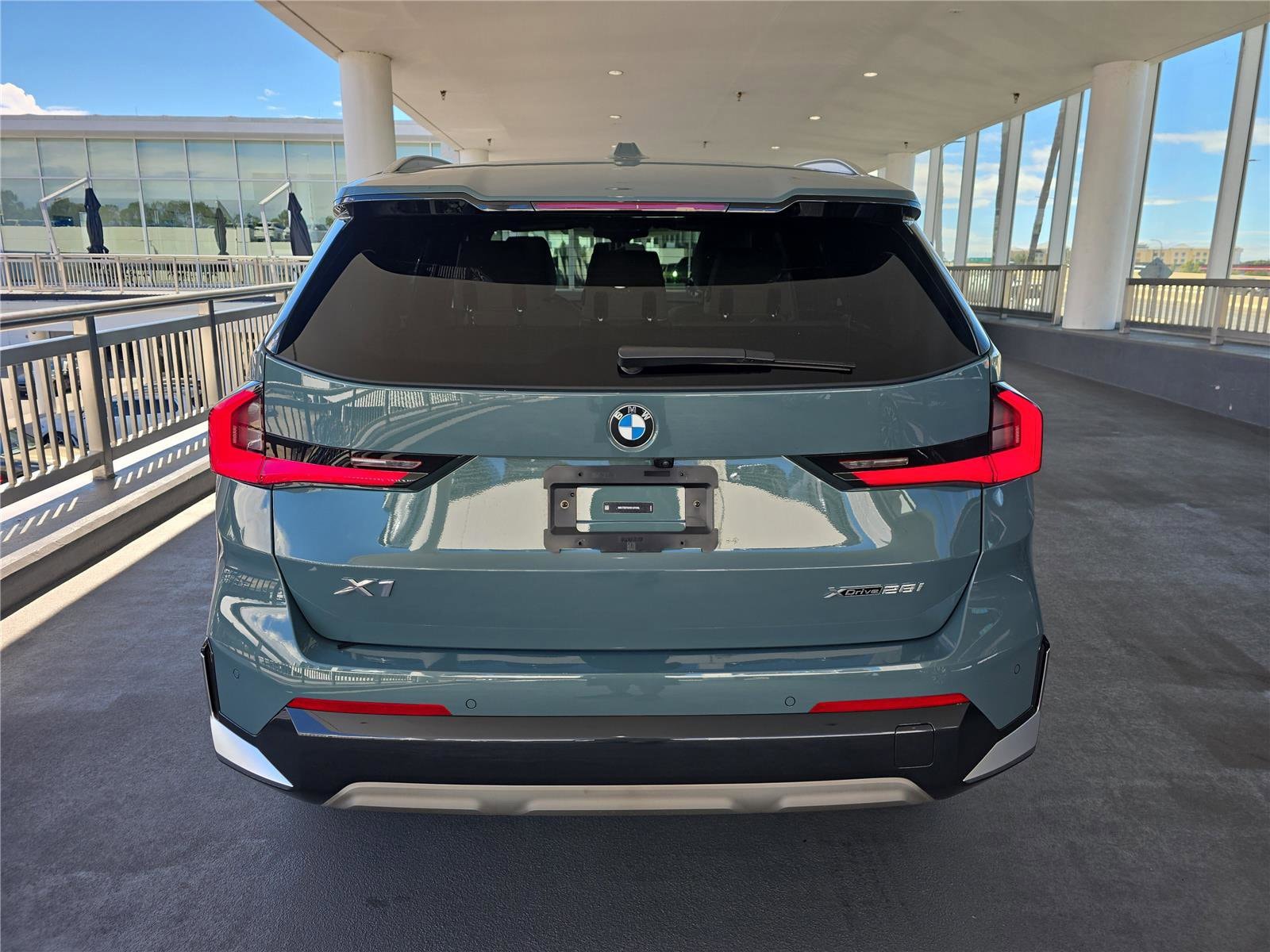 2025 Bmw X1 XDrive28i photo 2