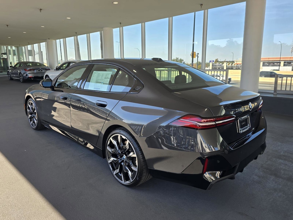 New 2026 BMW 530i Sedan
