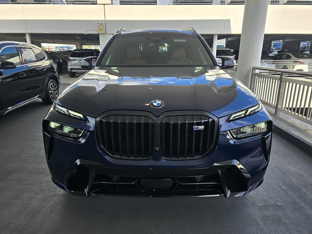 New 2026 BMW X7 M60i SUV
