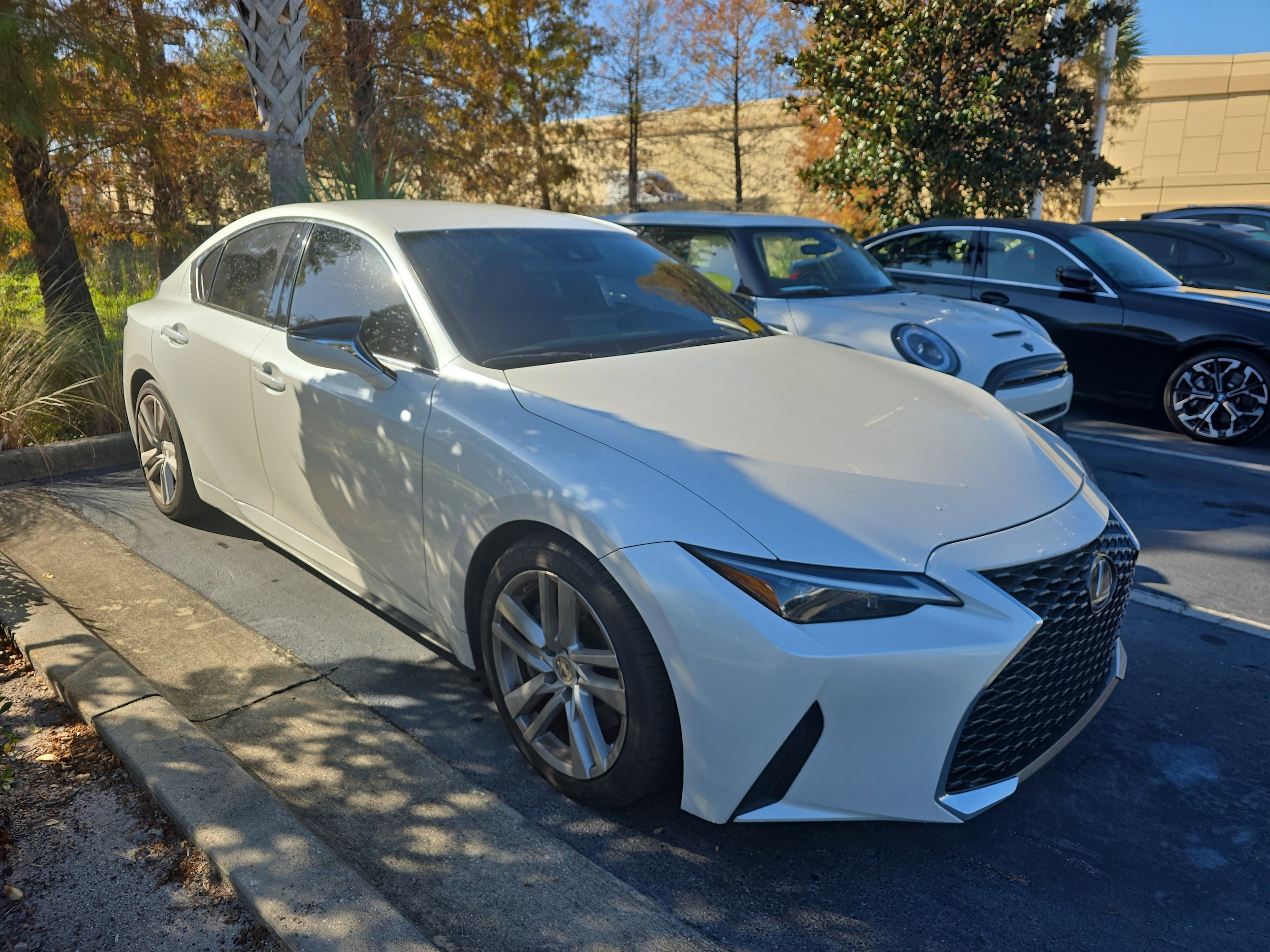 2022 Lexus IS 300's photo