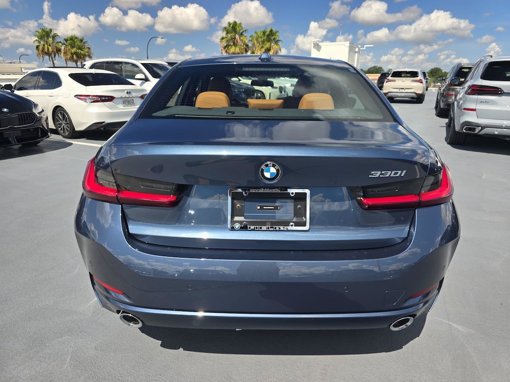 New 2026 BMW 330i Sedan