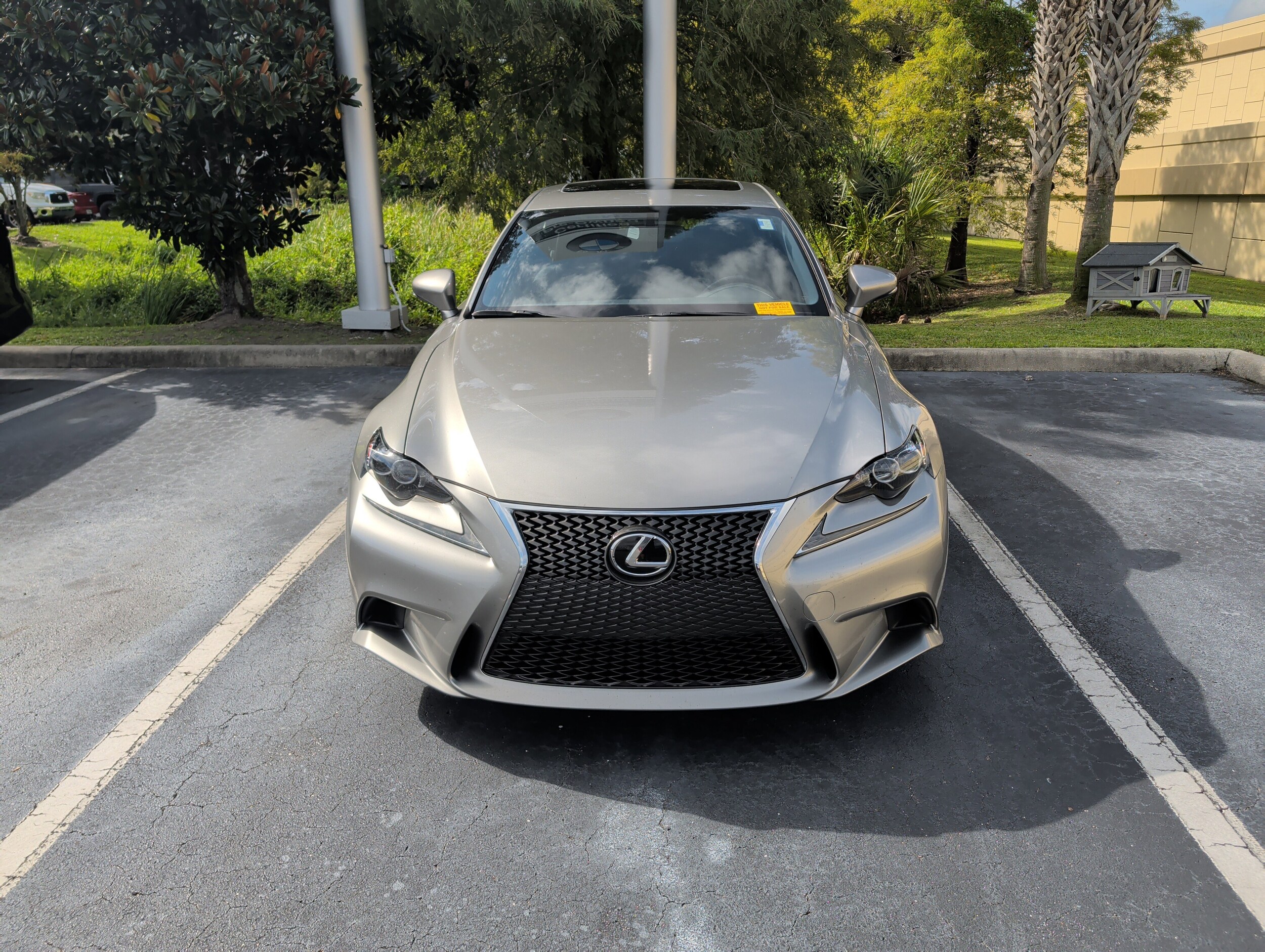 2016 Lexus IS 200t photo 2