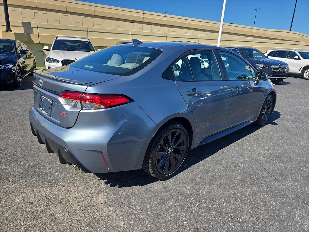 Used 2024 Toyota Corolla SE SE CVT