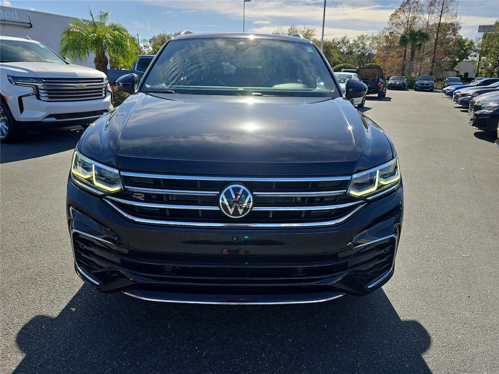 Used 2022 Volkswagen Tiguan SEL R-Line 2.0T SEL R-Line 4MOTION