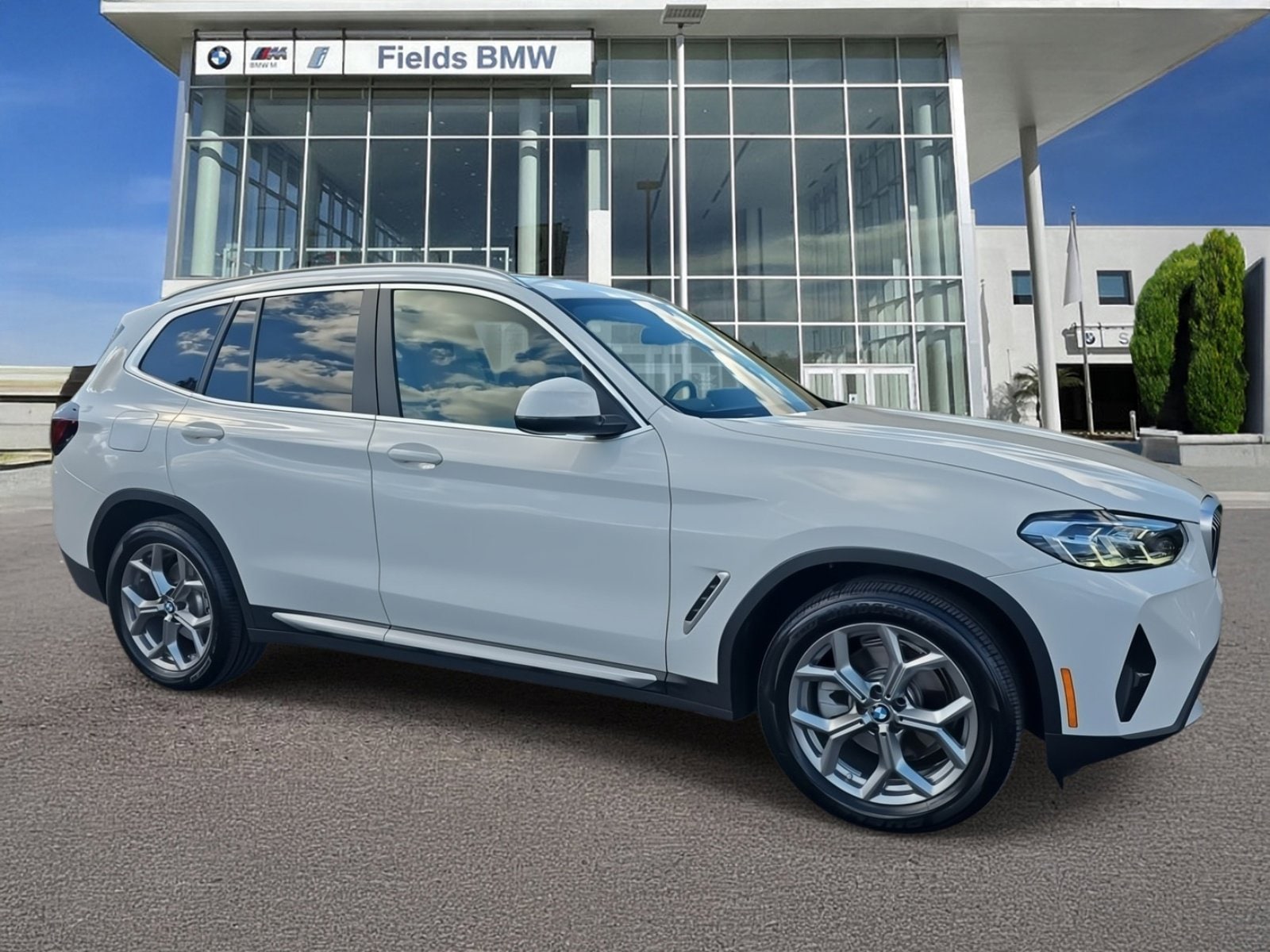 2023 BMW X3 xDrive30's photo