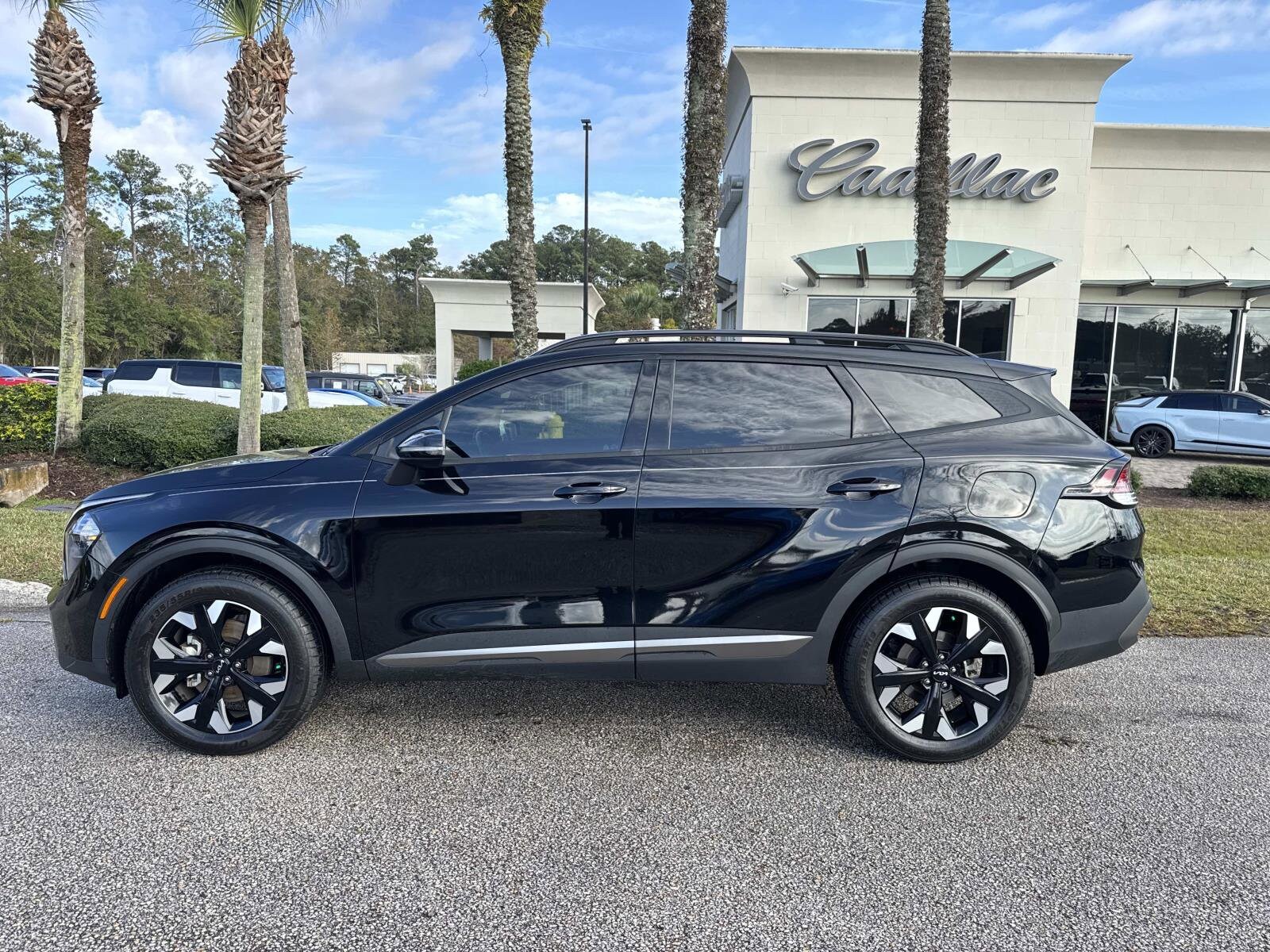 2023 Kia Sportage X-Line photo 2