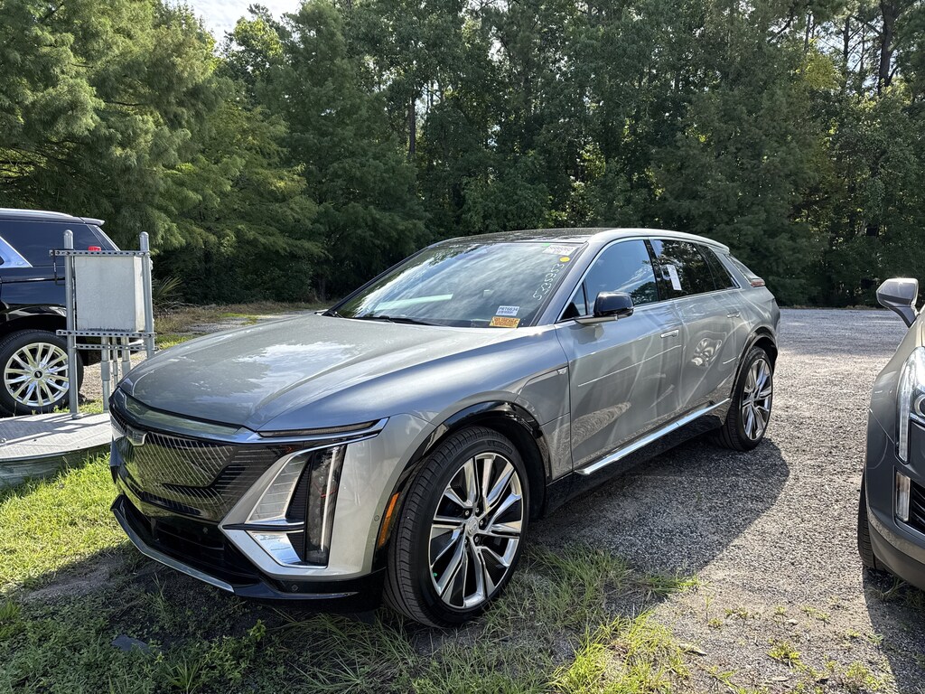 Used 2025 CADILLAC LYRIQ Luxury 3 SUV