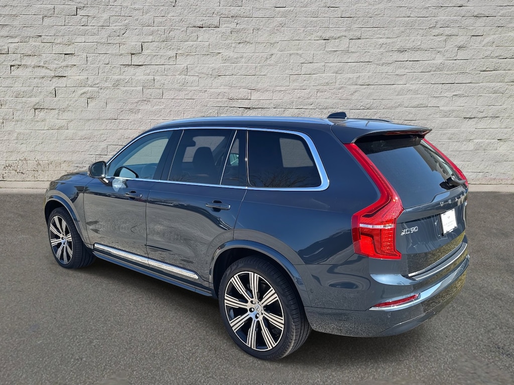 Used 2024 Volvo XC90 Plus Bright Theme