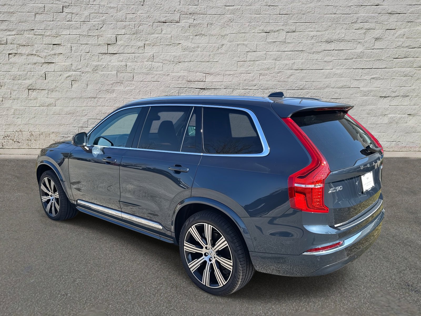 2024 Volvo XC90 AWD Plus photo 3
