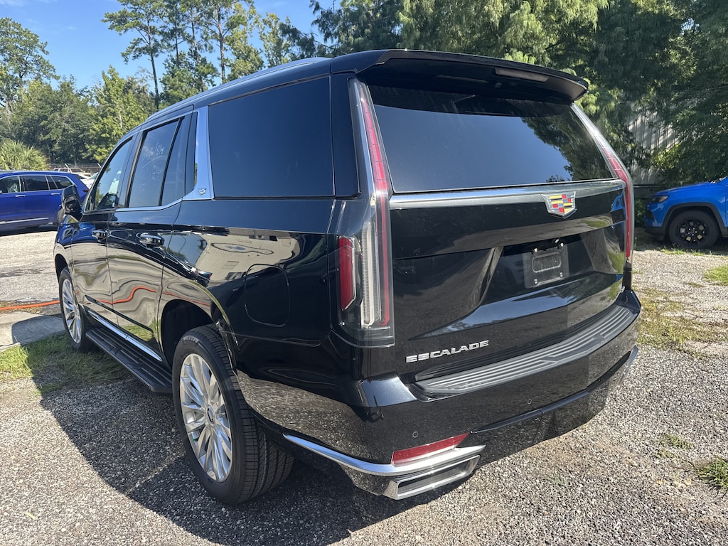 Used 2022 CADILLAC Escalade Luxury SUV